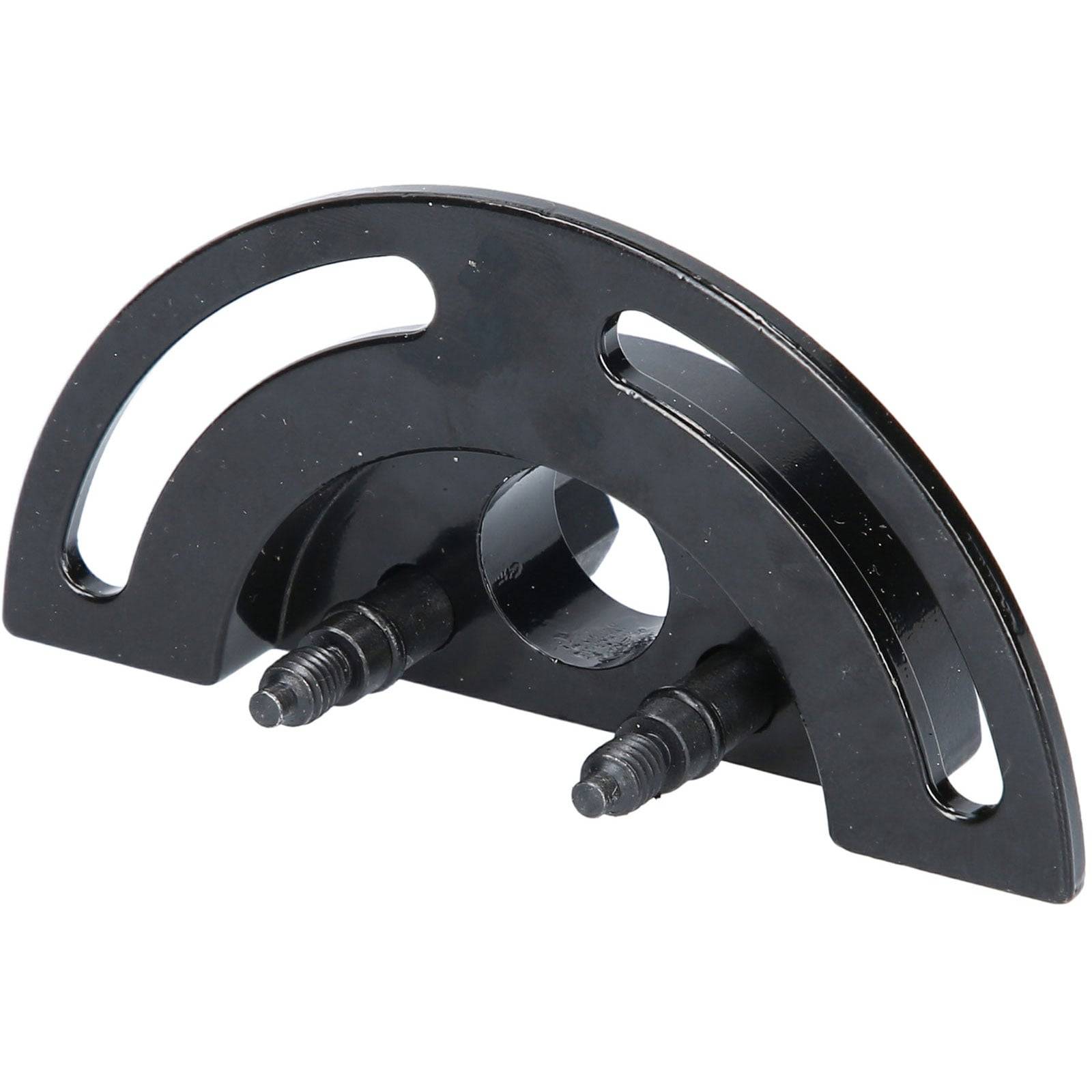 Ein schwarzer Kreishalter mit zwei Befestigungslöchern und drei hervorstehenden Gewindebolzen zur Befestigung.