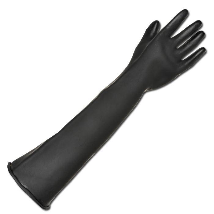 Schwarzer ellbogenlanger Schutzhandschuh auf weißem Hintergrund, in leichtem Winkel dargestellt mit ausgestreckten Fingern.