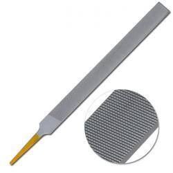 Eine Metallfeile mit einer feinen, gerillten Oberfläche, dargestellt mit einem vergrößerten Kreisausschnitt, der die Textur der Rillen hervorhebt.