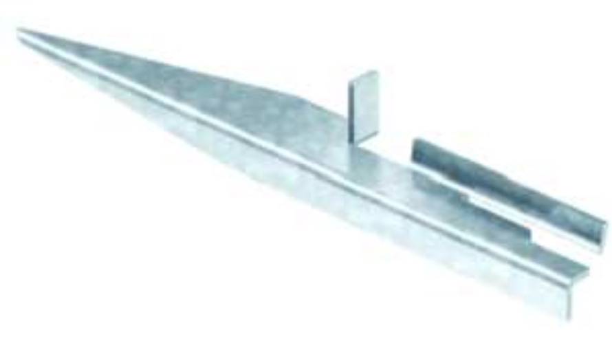 Ein Nahaufnahmefoto eines Metalleisenendes, das seinen abgeschrägten Schnitt und den angebrachten Halterungsbeschlag zeigt, verwendet für strukturelle Zwecke oder als Zaunbestandteil.