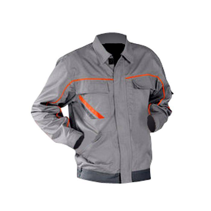 Eine grau und orange Arbeitsjacke mit langen Ärmeln, Taschen auf der Brust und an den Seiten und mit Reißverschluss vorne.