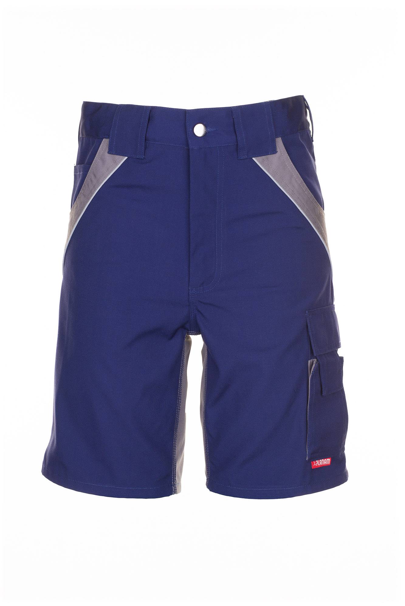 Blaue Arbeitshorts mit grauen Seitenpaneelen, vorderen Taschen und einer Cargotasche am rechten Bein vor weißem Hintergrund.