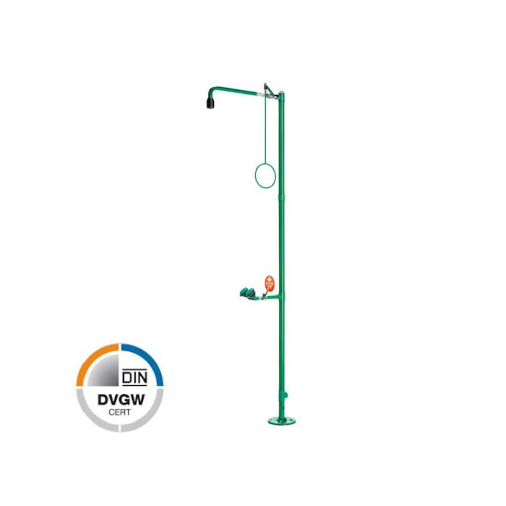 Eine grüne Notfall-Sicherheitsdusche mit Zuggriff und Duschkopf, DIN DVGW zertifiziertes Logo unten links sichtbar.