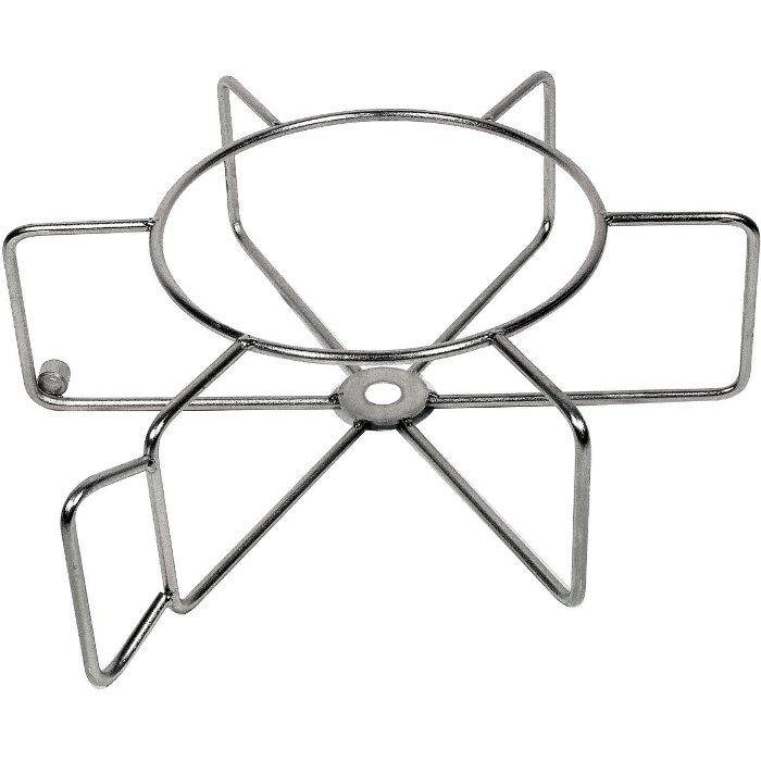 Metallischer Drahtrahmen mit einem kreisförmigen Ring und drei ausklappbaren Stützbeinen, wahrscheinlich ein Ständer oder eine Halterung für einen Topf oder eine Schüssel.