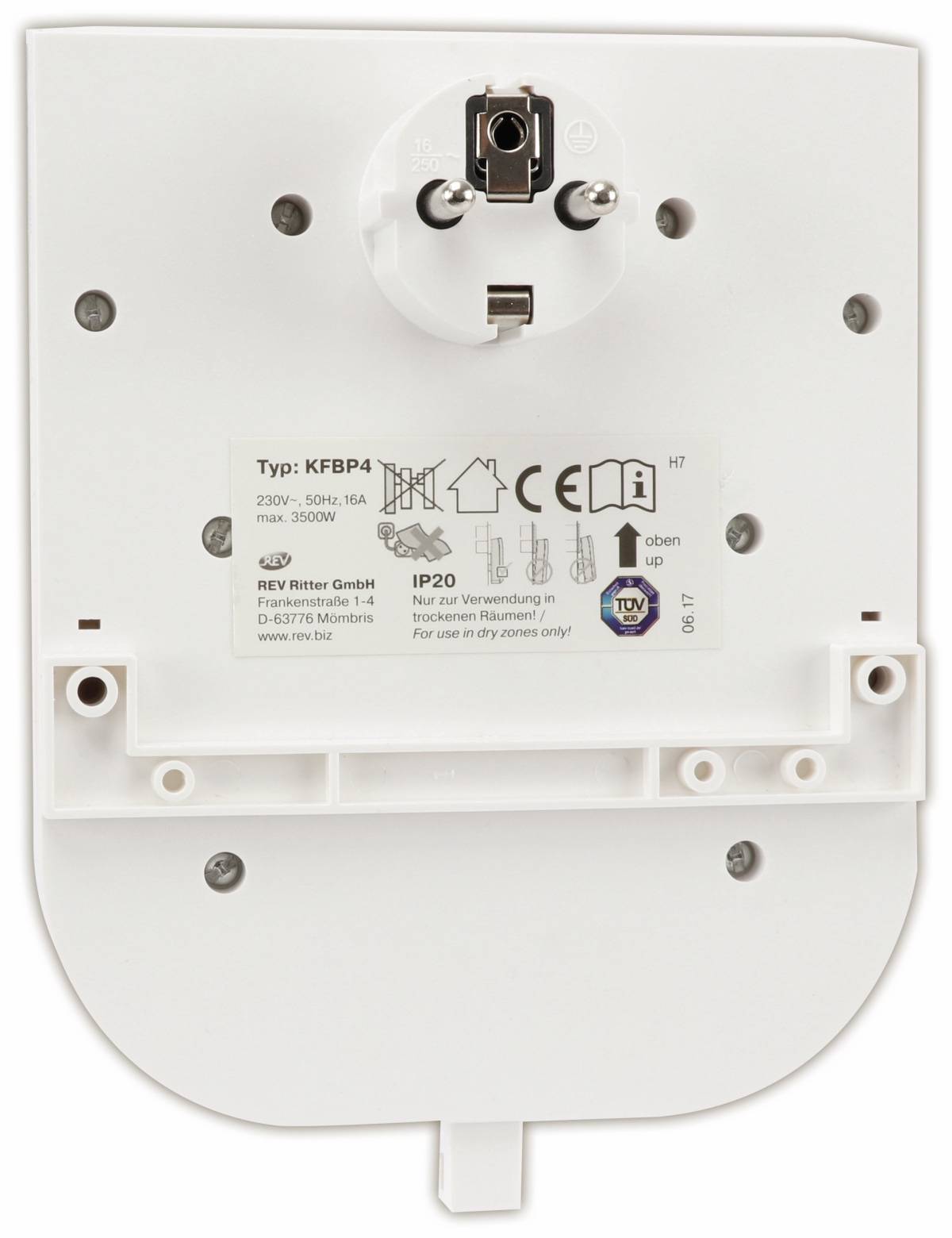 Rückansicht eines weißen elektronischen Geräts mit einem Stecker. Etikett zeigt 'KFBP4, 230V-50Hz, max 3500W'. Enthält Sicherheitssymbole und Herstellerangaben.