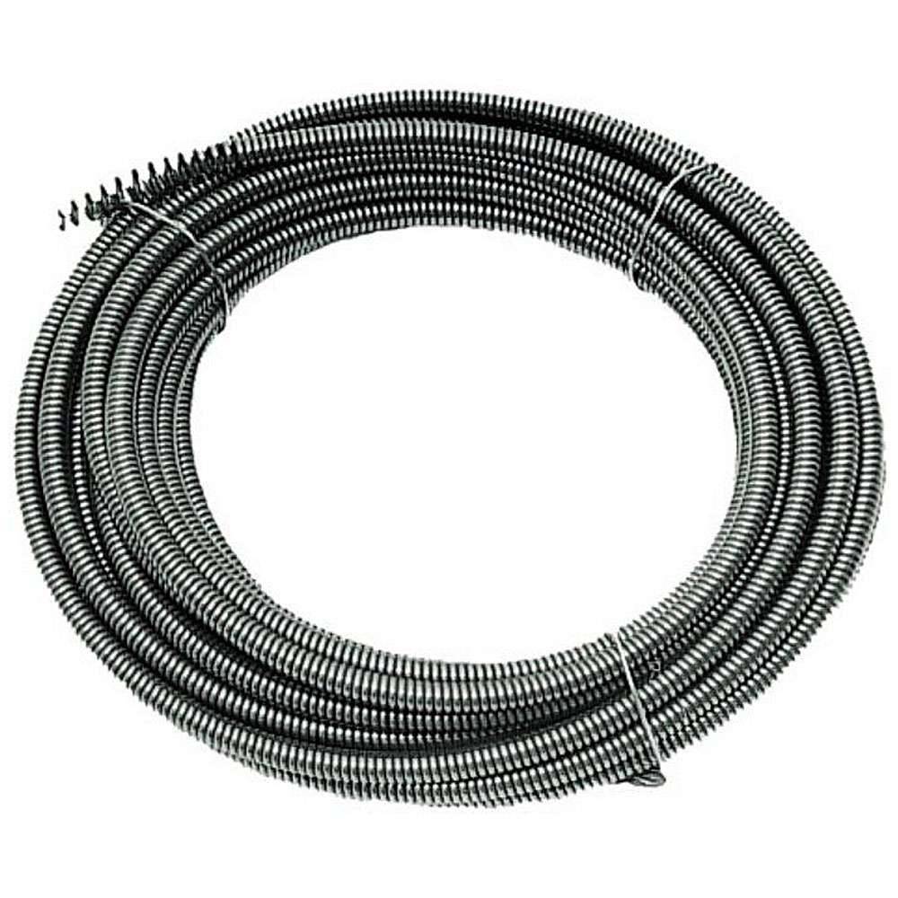Aufgerolltes Metallfedern-Kabel oder Schlauch, zu einer flachen Ovale geformt auf weißem Hintergrund.