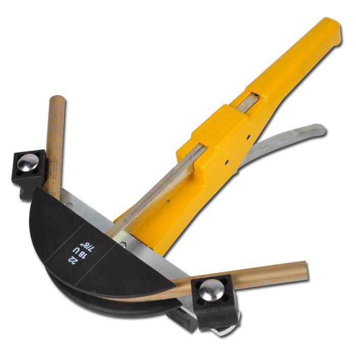 Gelber tragbarer Rohrbiegemaschine mit gekrümmter schwarzer Matrize und Metallgriffen, auf weißem Hintergrund abgebildet.