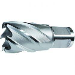 Ein silberner ringförmiger Schneidwerkzeug mit scharfen, spiralförmigen Schneidkanten, das zum präzisen und effizienten Bohren von Löchern in Metall konzipiert ist.