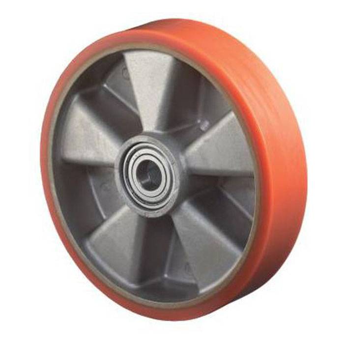 Oranges Polyurethan-Rad mit grauem Metallnaben und zentralem Kugellager, dargestellt auf weißem Hintergrund.