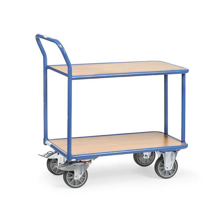 Blauer Metallplattform-Transportwagen mit zwei Holzregalen und vier schwenkbaren Lenkrollen, dargestellt auf weißem Hintergrund.