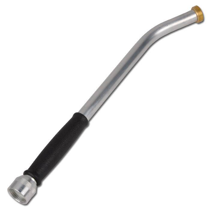 Metallschlauch-Spritzwand mit schwarzem Griff und Gewindelanschlüssen, isoliert auf weißem Hintergrund dargestellt.
