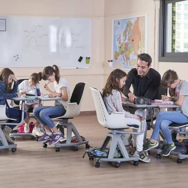 Seminar- und Teamstuhl schwarzer Bezug