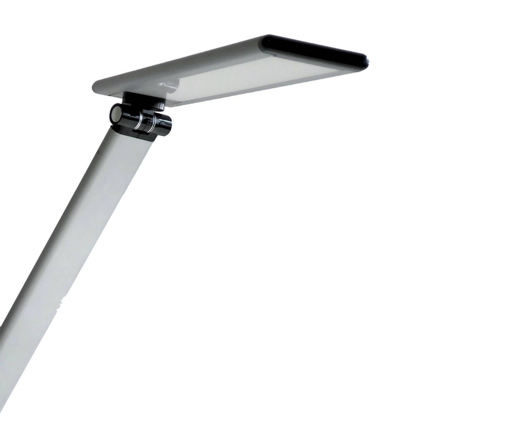 Moderne verstellbare Schreibtischlampe mit schlankem silbernem Arm und rechteckigem weißem Lampenkopf auf weißem Hintergrund.