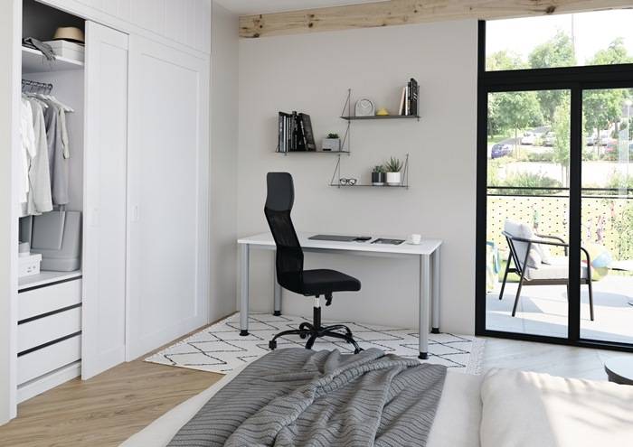 Schreibtisch H685-810xB1200xT670mm weiß ger.Form 4-Fuß HAMMERBACHER