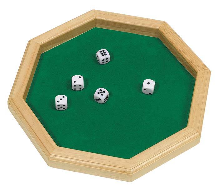 Goki 56954 - Würfelteller mit 5 Würfeln, Würfelbrett 25,7cm