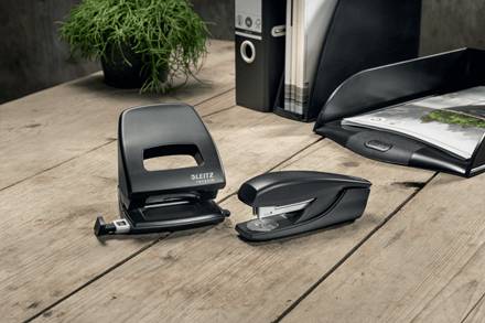 Esselte Leitz NeXXt Recycle - Locher - 30 Blätter / 3 mm
