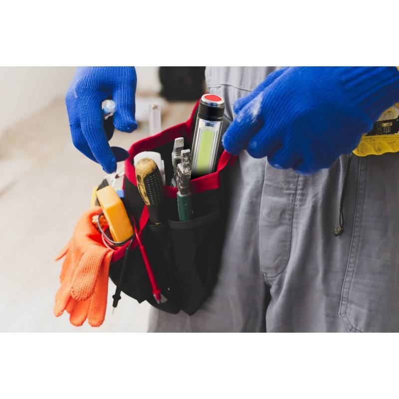 LED-Taschenlampe IN256 400 Lumen, Taschenlampe mit rotem Blitz, mit Clip und starkem Magnet, für Werkstatt, Notlagen etc