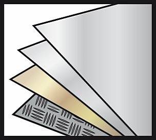 Gestapelte Blätter mit verschiedenen Metalltexturen: glatter Silber, gebürstetes Metall, goldfarben und Riffelblech-Muster.