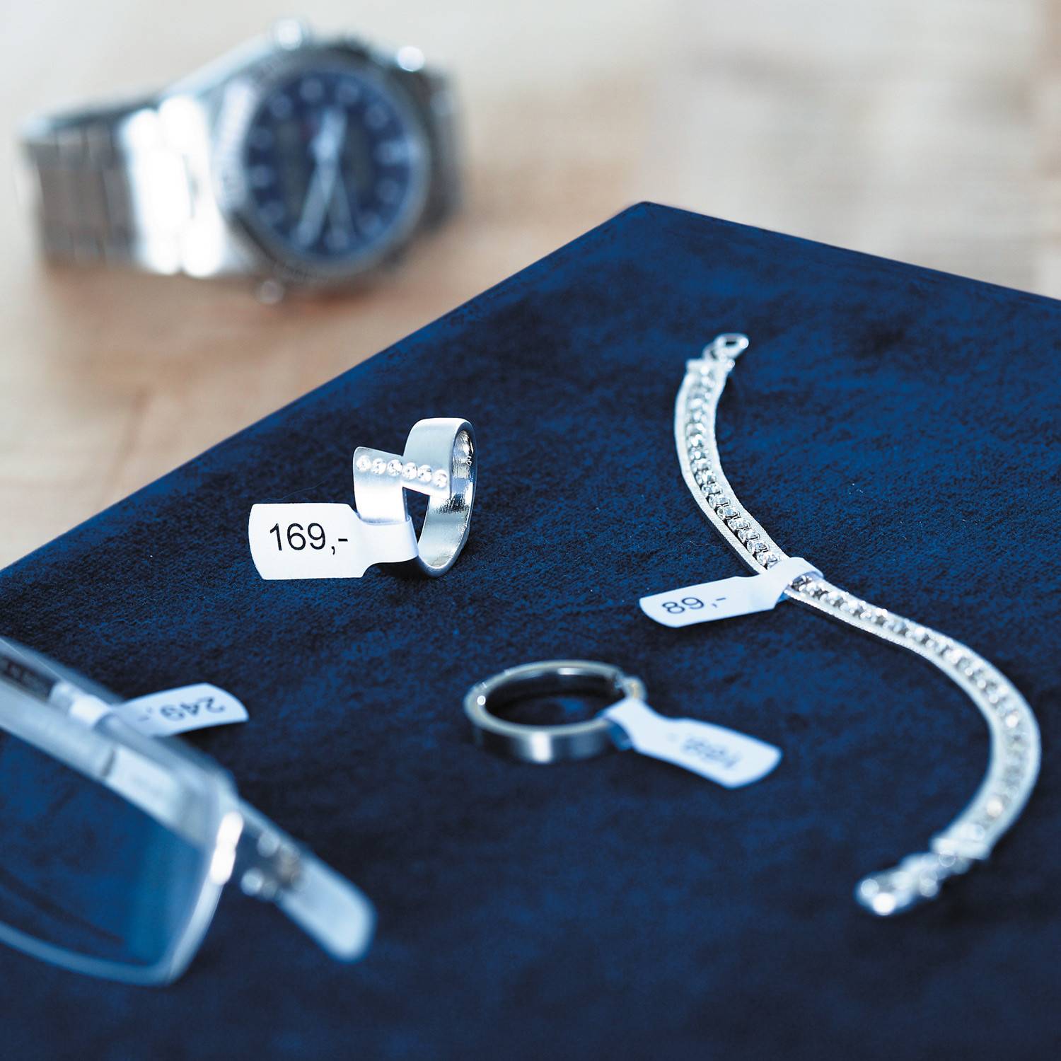 HERMA Special - Weiß - 49 x 10 mm 1500 Etikett(en) (25 Bogen x 60)