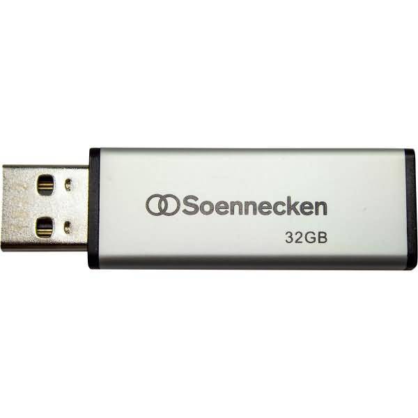 Silberner Soennecken 32GB USB-Stick auf weißem Hintergrund, mit teilweise ausgezogenem USB-Anschluss.