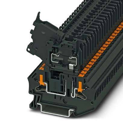 Nahaufnahme eines modularen Reihenklemmenblocks mit orangefarbenen Hebeln und schwarzen Komponenten, der in industriellen elektrischen Anwendungen für sichere Verkabelung verwendet wird.