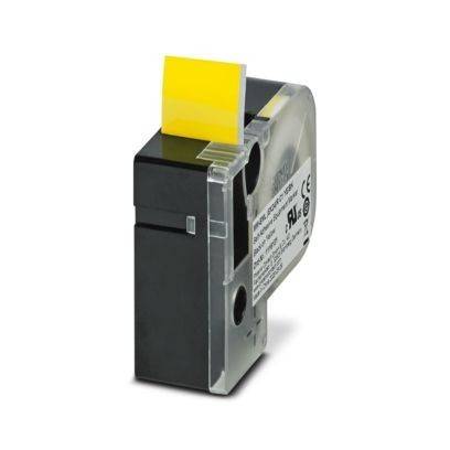 Eine gelbe Beschriftungs-Kassette, die aufrecht steht und ein leuchtendes gelbes Etikett zeigt, das sich vom schwarzen und transparenten Gehäuse erstreckt.