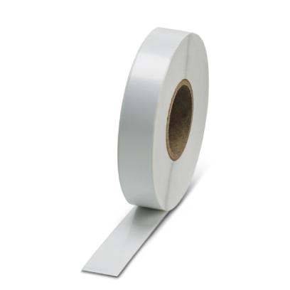 Eine Rolle silberfarbenen Klebebands mit einem abgewickelten Abschnitt, der seine Breite und seinen Glanz zeigt. Der Klebestreifen ist zylindrisch mit einem Pappkern.