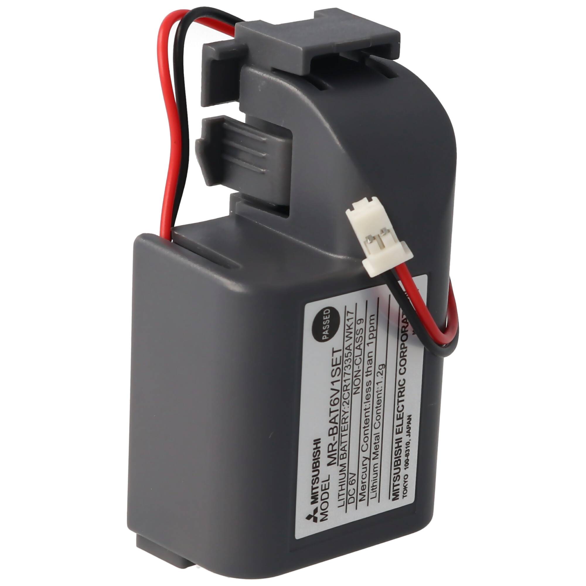 Schwarzes wiederaufladbares Batterieset von Mitsubishi Electric mit roten und schwarzen Kabeln und einem weißen Anschluss.