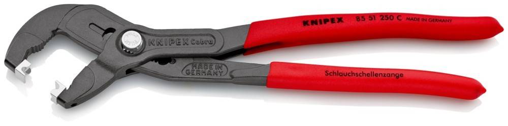 Nahaufnahme einer Zange mit roten Griffen und dem Text 'Cobra' und 'Made in Germany' am Metallbauteil.