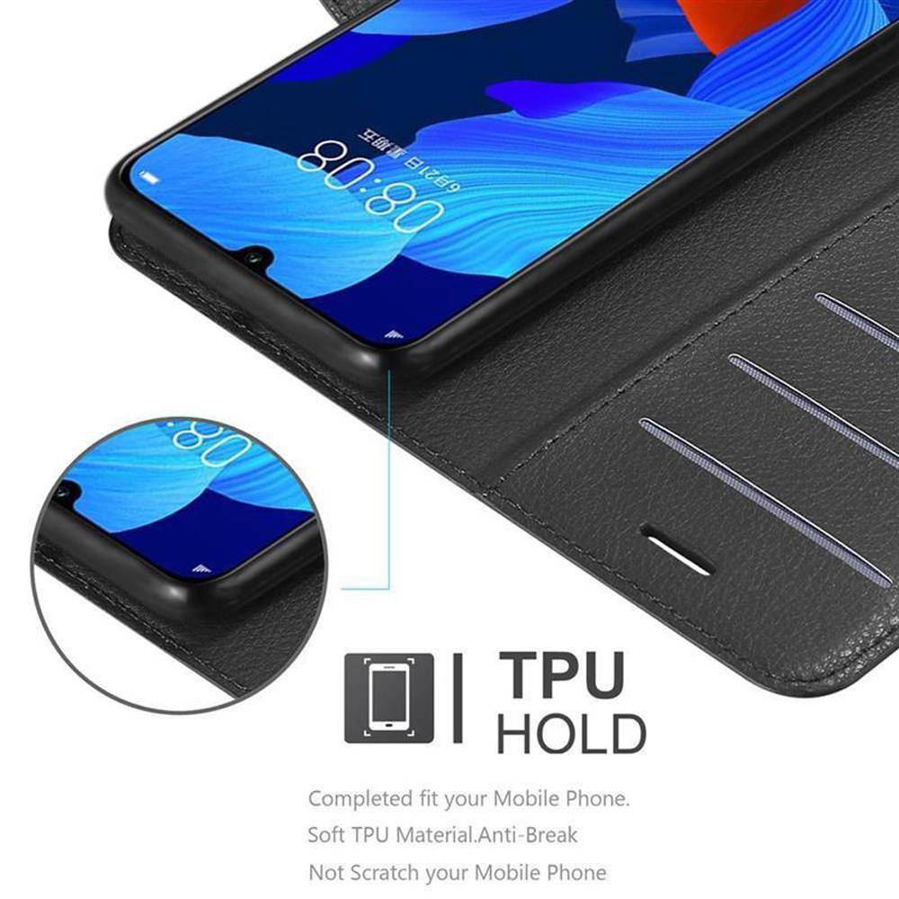 Cadorabo Hülle für Huawei NOVA 5 / 5 PRO Schutz Hülle in Schwarz Handyhülle Etui Case Cover Magnetverschluss