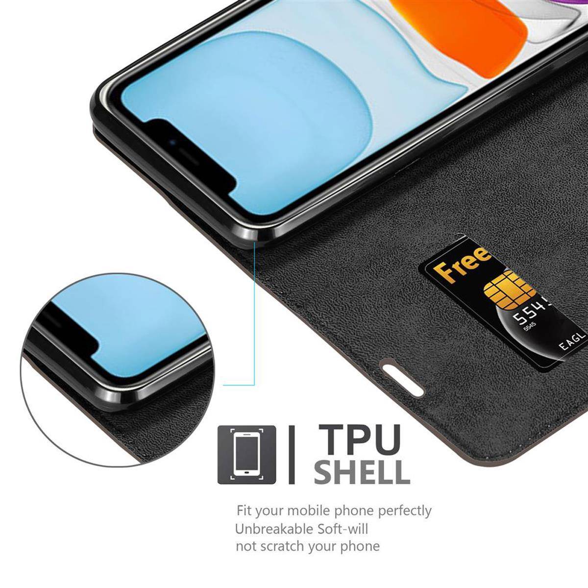 Cadorabo Hülle für Apple iPhone 12 MINI Schutz Hülle in Braun Handyhülle Etui Case Cover Magnetverschluss