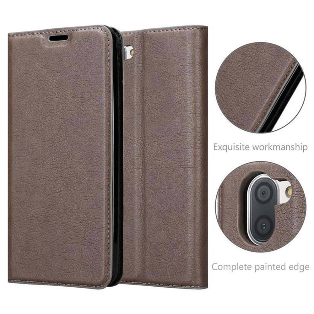 Cadorabo Hülle für Sharp Aquos R3 Schutz Hülle in Braun Handyhülle Etui Case Cover Magnetverschluss
