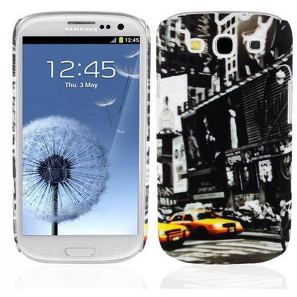 Cadorabo Hülle kompatibel mit Samsung Galaxy S3 / S3 NEO - Hülle im NEW YORK CAB– Handyhülle aus TPU Silikon mit Aufdruck - Silikonhülle Schutzh