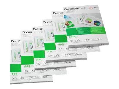 Gestapelte Pakete von DocumentPouch-Papier mit grün-weißen Produktetiketten, gezeigt in mehreren Größen.