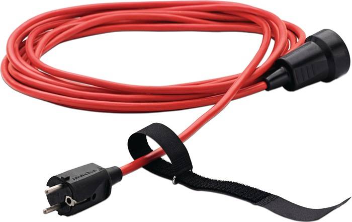 Ein langer roter Verlängerungskabel mit einem schwarzen Klettband zur Organisation. Der Kabel ist aufgerollt, wobei an einem Ende ein schwarzer Stecker sichtbar ist.