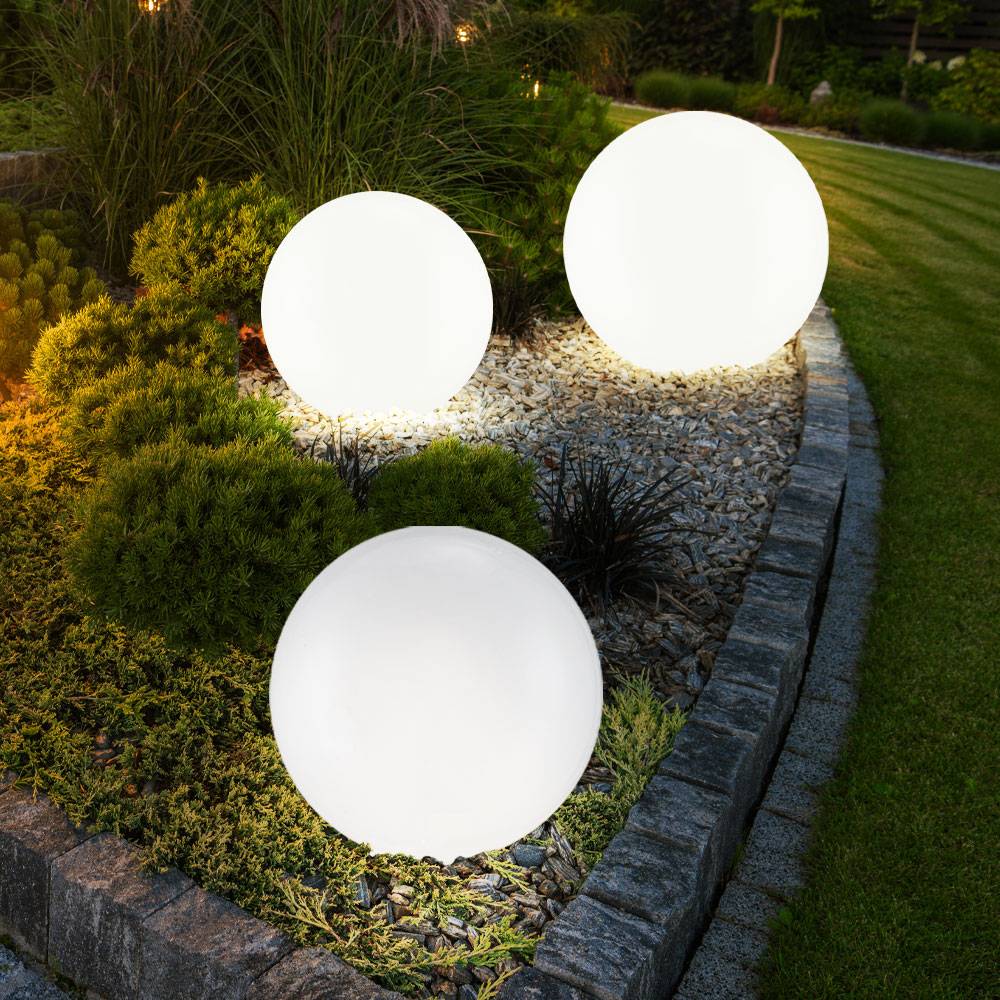 Solarlampe Solarleuchte Steckleuchte Gartenlampe Kugellampe Terrasse, Akku IP44 Erdspieß, weiß silber, LED warmweiß, 3er Set