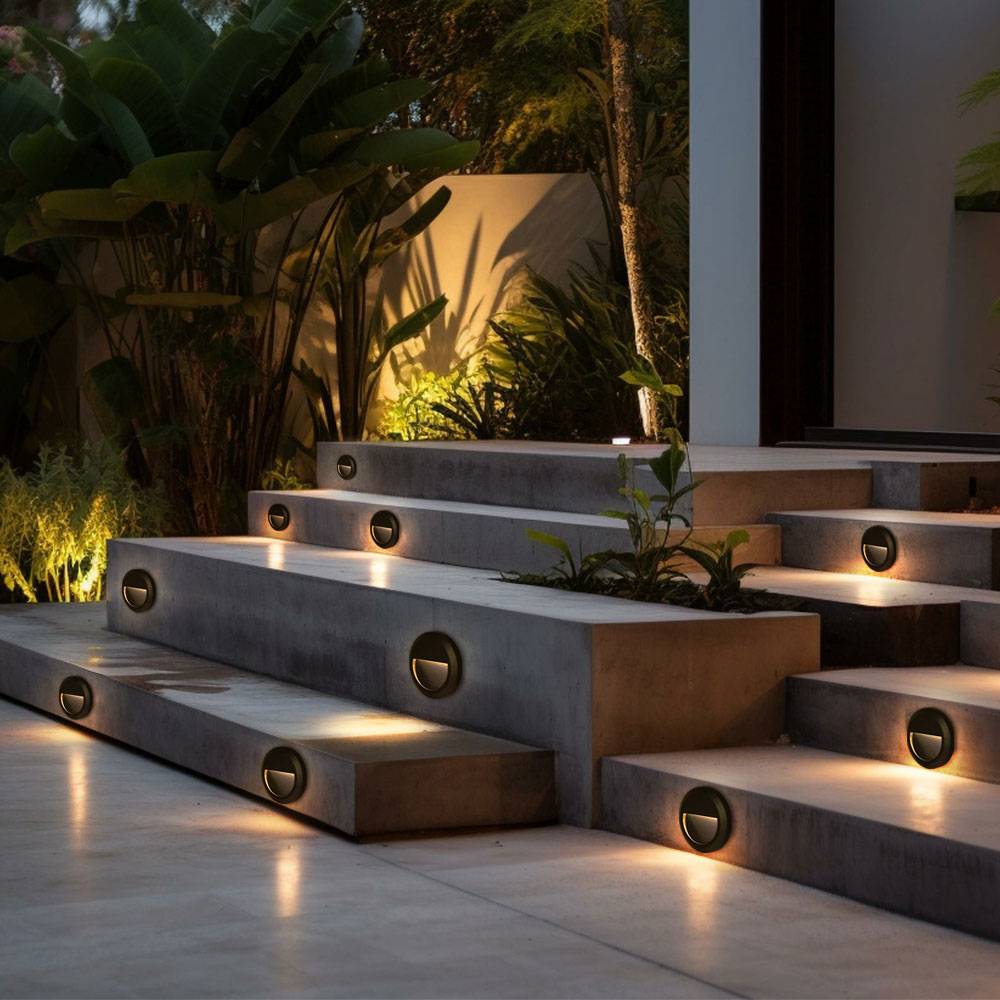 Stufenleuchte Außenlampe Fassadenleuchte schwarz Treppenlicht Terrassenleuchte rund, IP65, LED 2W 80Lm neutralweiß, DxH 15x2,7 cm