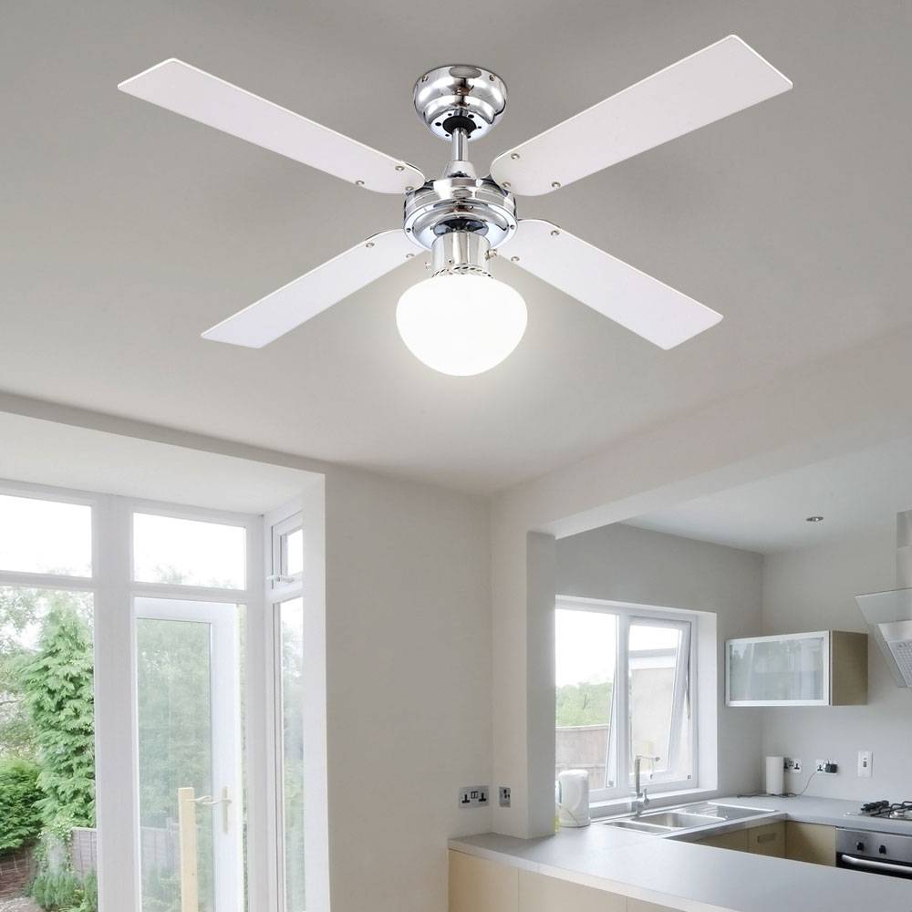 Deckenventilator mit Zugschalter Ventilator Sommer Winter Deckenventilator mit Beleuchtung, 3 Stufen Flügel wendbar,, Metall Glas, 1x E27, D 105 cm