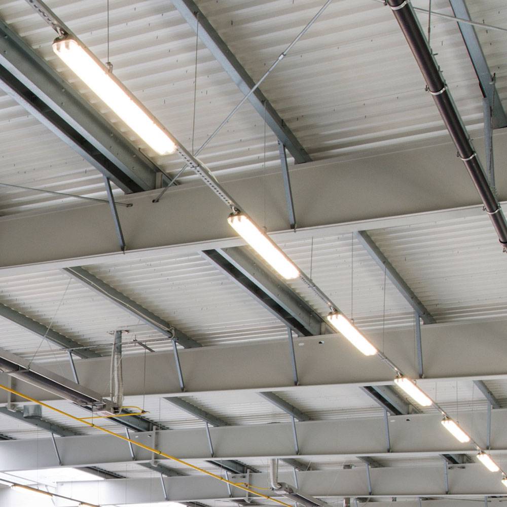 LED Deckenleuchte Feuchtraum Wannenleuchte mit Bewegungsmelder LED Röhre Garagenlampe mit Sensor, IP65, 1x LED 48W 3840Lm kaltweiß, L 150 cm