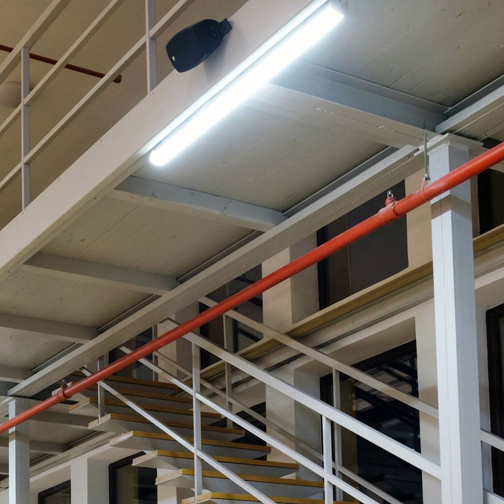 LED Wannenleuchte 48 Watt LED Feuchtraumleuchte LED Röhre 150 cm Garage Werkstattleuchte kaltweiß, 3840lm 6400K,5er Set