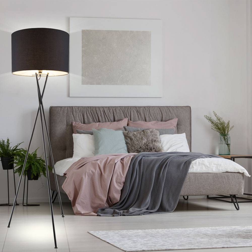 Stehleuchte 3-Bein Stativleuchte Textil schwarz Stehlampe Wohnzimmer, mit Schalter Metallgestell, 1x E27, DxH 54 x 160 cm