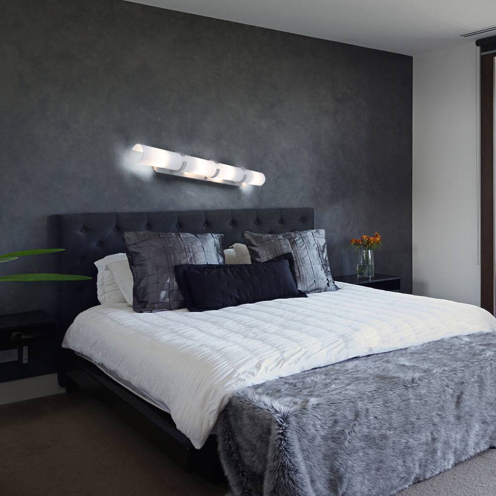 Wandleuchte mit Fernbedienung Wandlampe dimmbar Wohnzimmerleuchte Badezimmerleuchte, Metall Chrom Glas weiß, 4x RGB LED 4,8W 470Lm warmweiß, L 85 cm