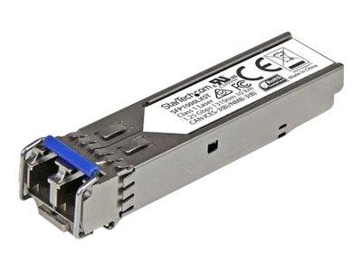 Kleines Metall-SFP-Optikmodulwith blauem Zugriegel und Etikett, auf weißem Hintergrund dargestellt.