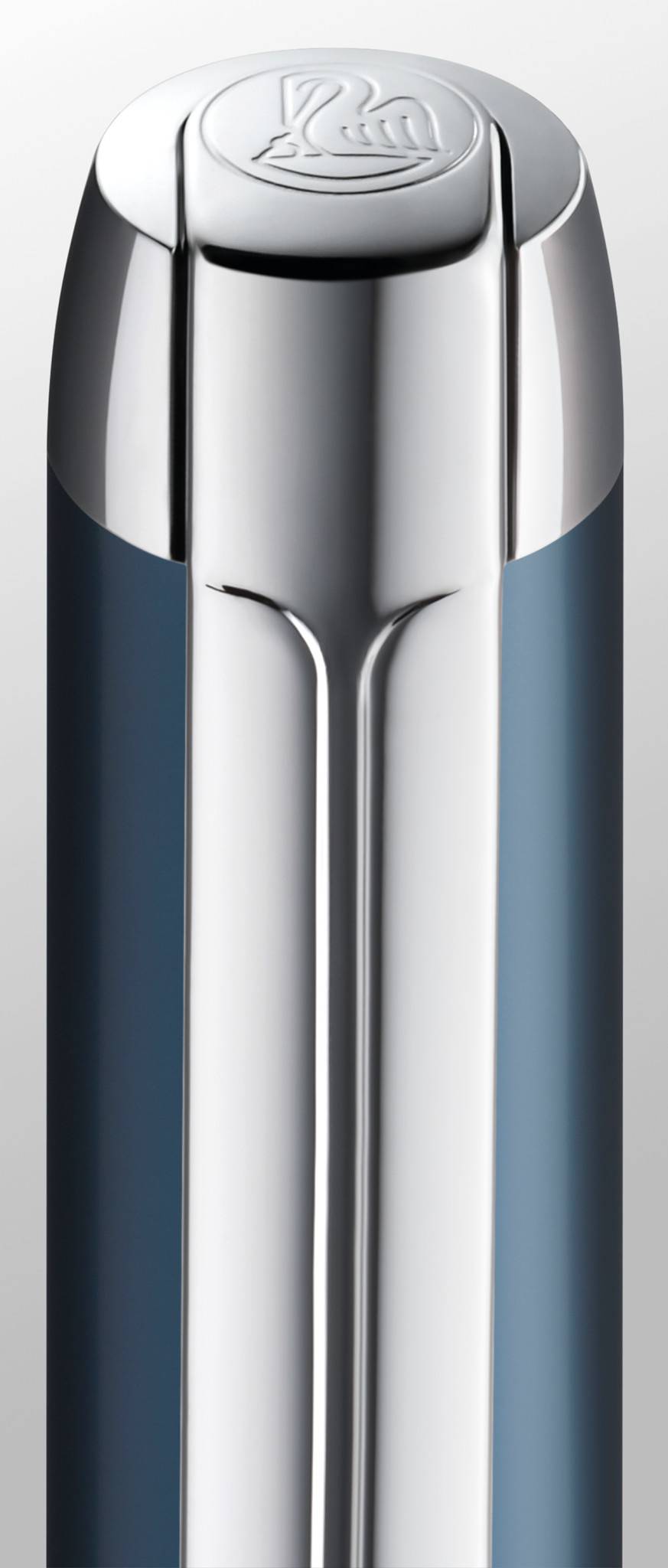 Pelikan Pura P40, Benzin, Silber, Kartuschenfüllsystem, Aluminium, Edelstahl, Medium, Deutschland