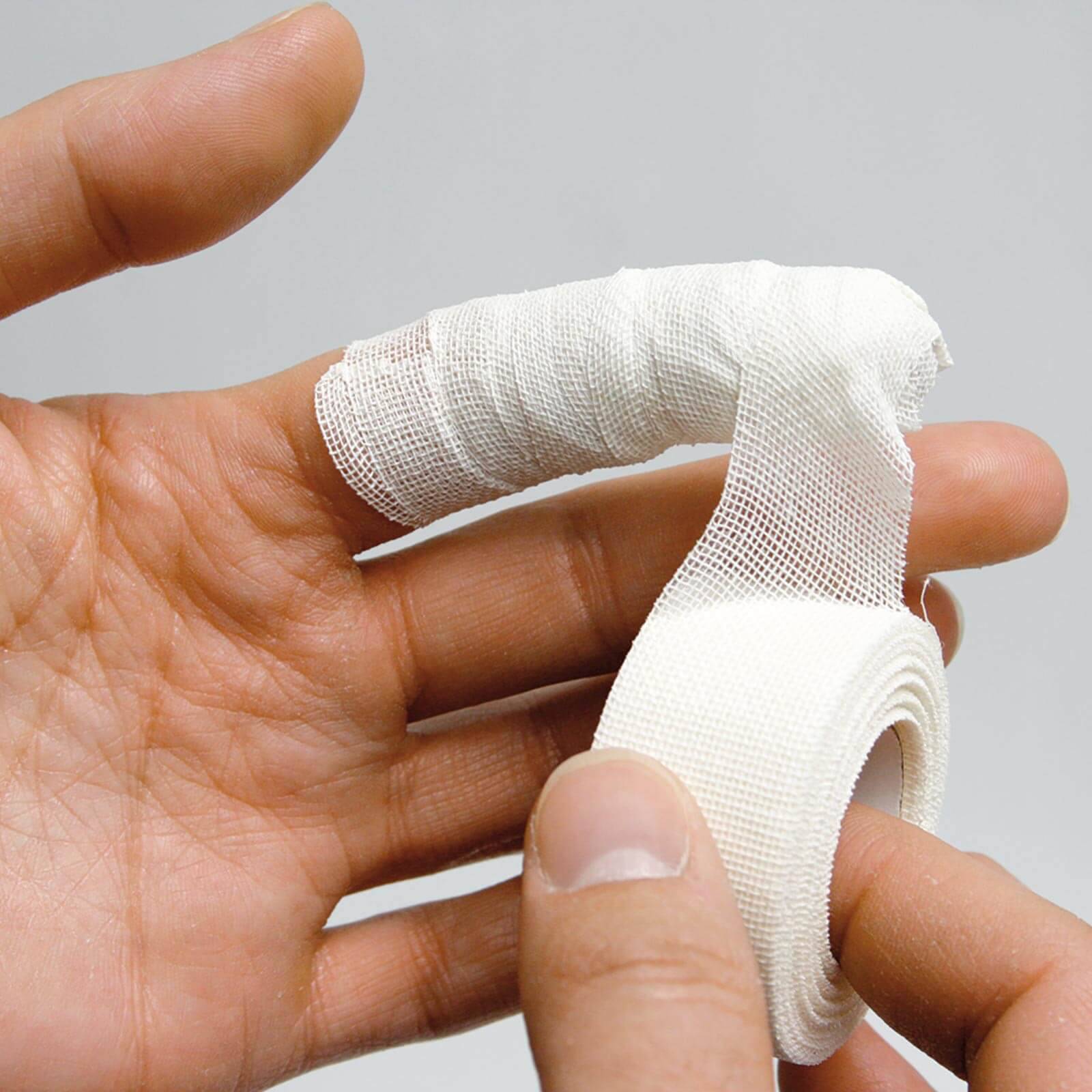 tprosafe Schnellverband First Aid Aqua-Elastik 5 Stück - Farbe:hautfarben