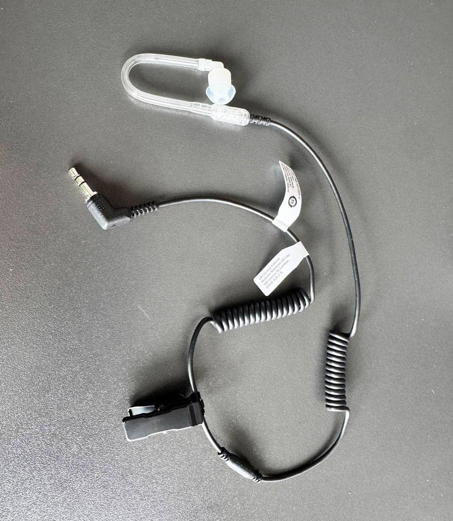Motorola Ohrhörer mit transparentem Schallschlauch und In-Ohr Einsatz mit 3.5mm Stecker PMLN8120A