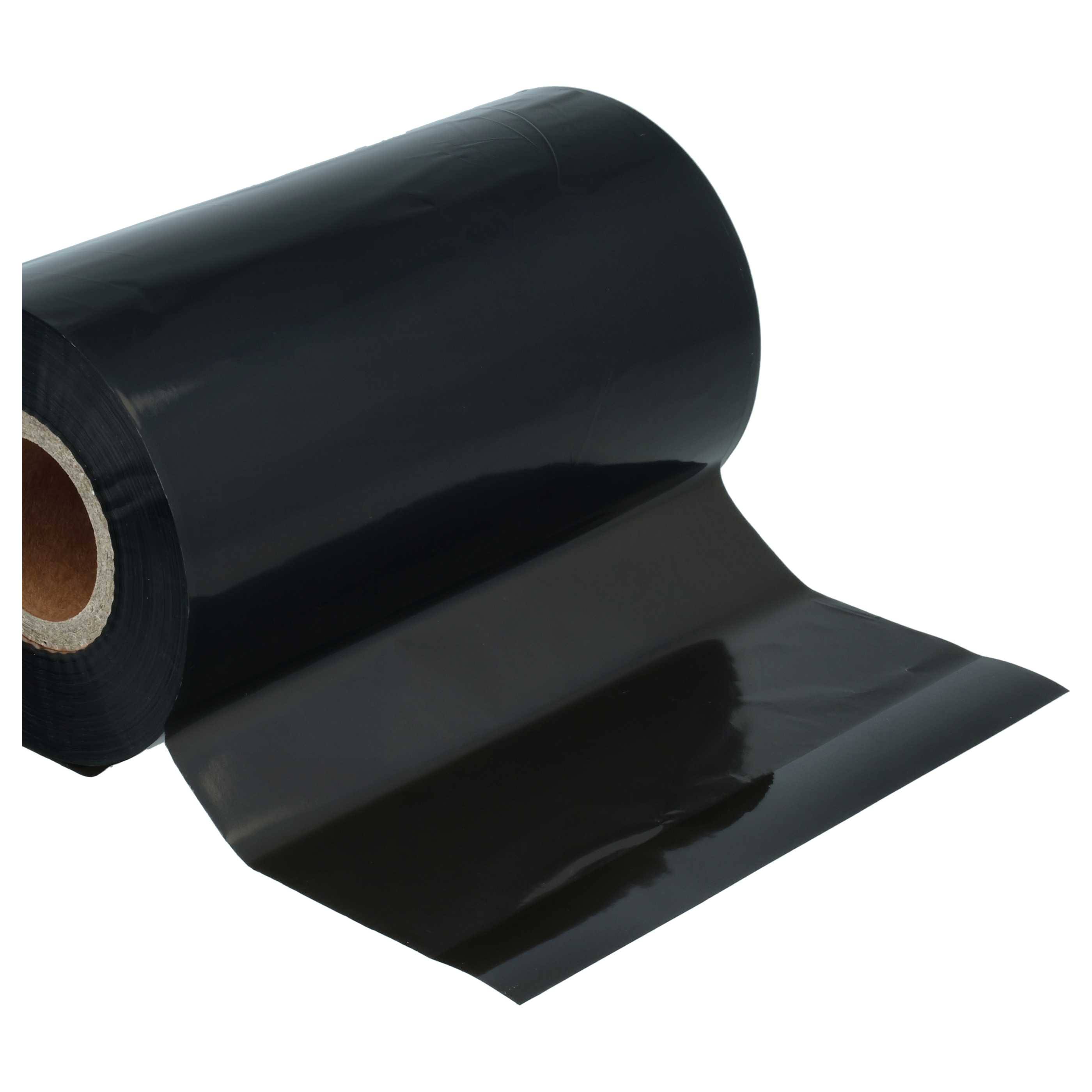 Eine Rolle glänzender schwarzer Klebstoff-Folie oder Vinyl, die auf weißem Hintergrund teilweise abgerollt ist.