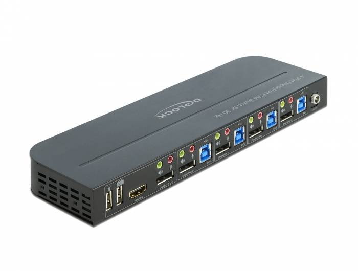 Black Pluock USB-Dockingstation mit mehreren USB-Anschlüssen, HDMI, Audiobuchsen und Stromeingangauf weißem Hintergrund