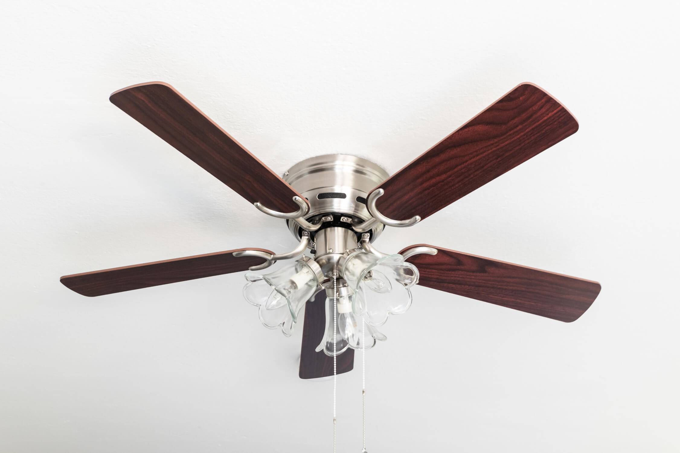 Deckenventilator Kisa Deluxe BN Rosenholz / Walnuss mit Licht