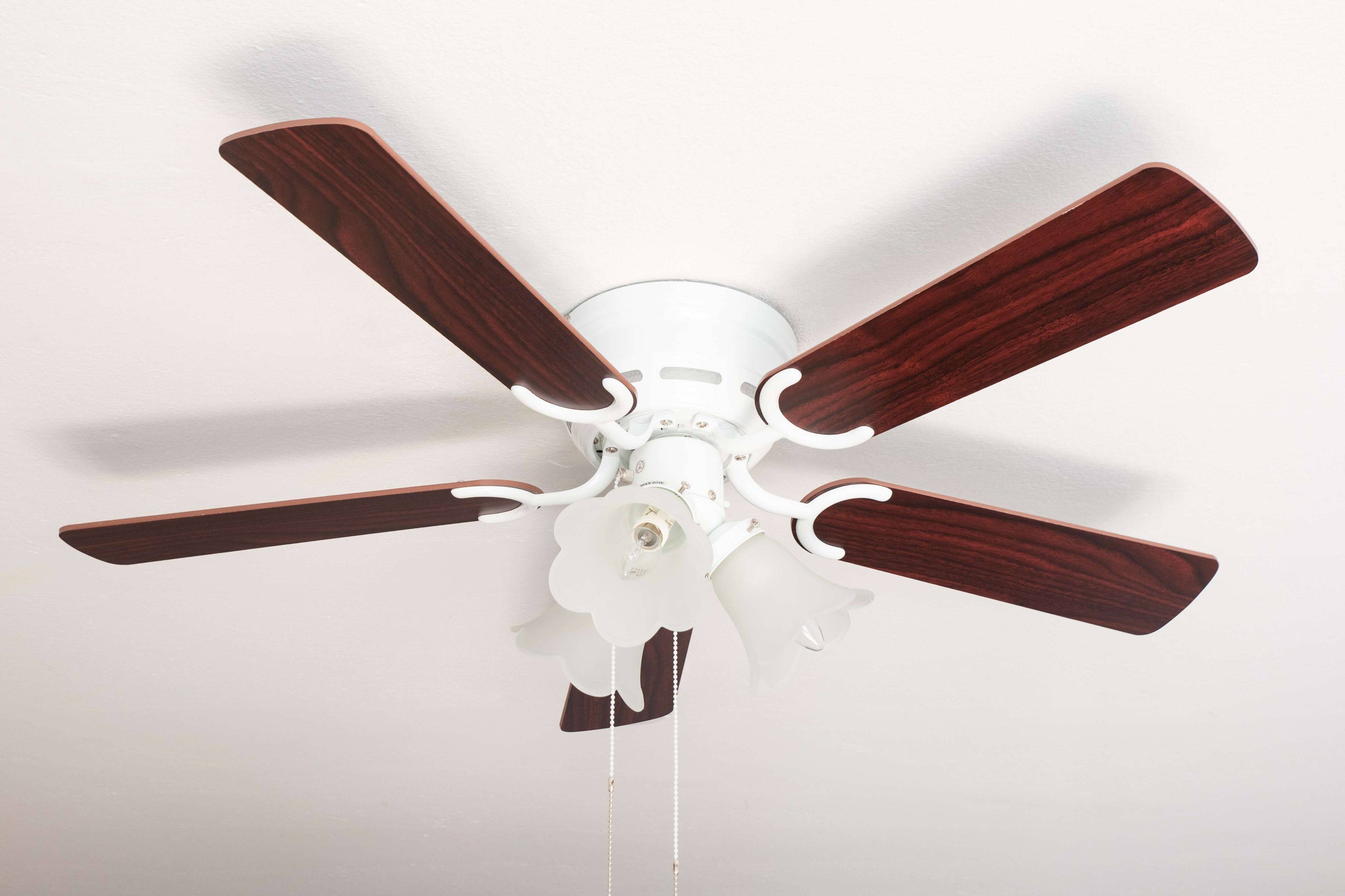 Deckenventilator Kisa Deluxe WE Rosenholz / Walnuss mit Licht
